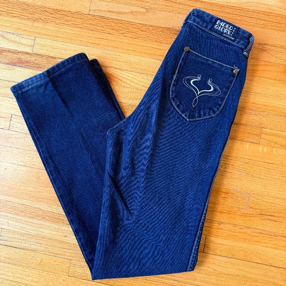 Vintage High-Waisted Dark Wash Jeans – Embroidered Back Pockets - Picture 1 of 7